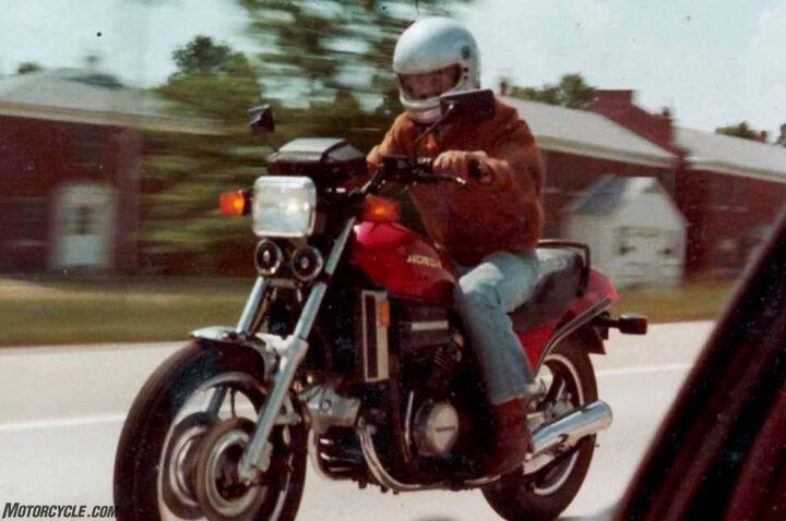 head shake most folks, Garden variety motorcycle sports togs circa 1982 and still suitable gear today in some circles My current visor has more vents than that Bell M 1 helmet