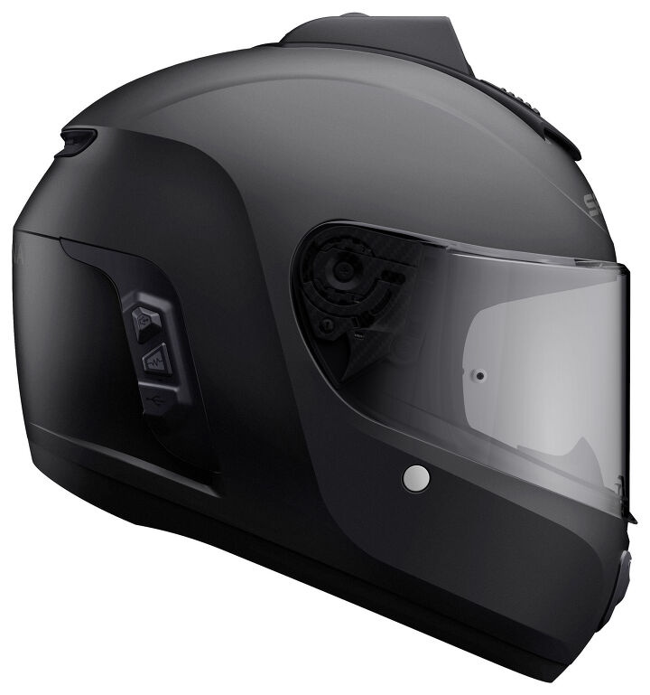 sena unveils momentum smart helmet series and 30k mesh intercom communication system