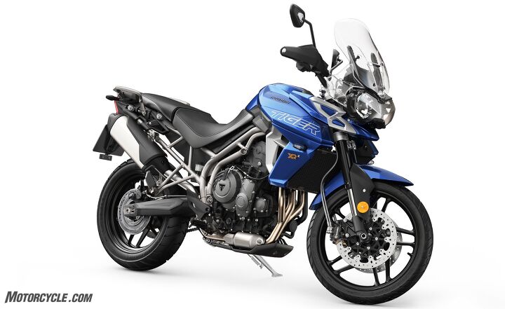 first look 2018 triumph tiger 800 xc and xr, Higher spec 800 XRx has a 19 inch pavement oriented front hoop
