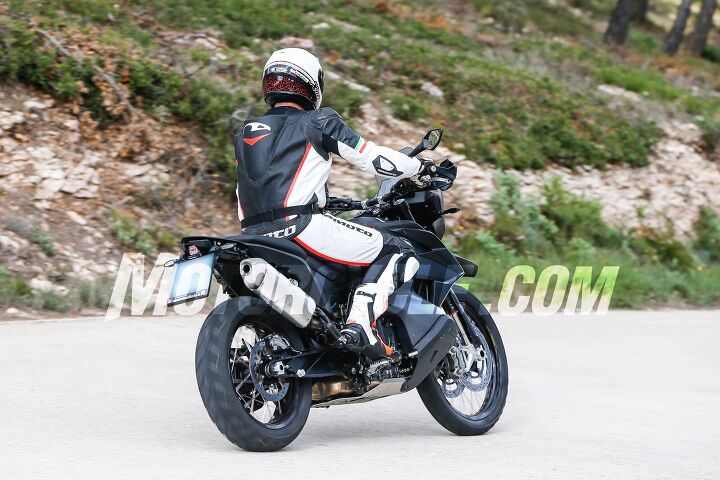 2019 ktm 790 adventure spy photos, The test bike with the high fender pictured here and in the lead image looks most similar to the prototype