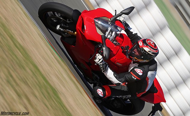 2018 Ducati Panigale V4 Video Review