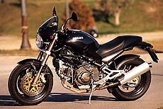 Church of MO: 1998 Ducati Monster M900 First Impression