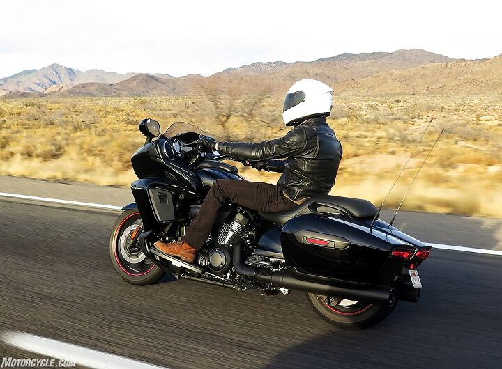live with it 2018 yamaha star eluder, The Eluder excels at gobbling up miles with minimal fuss