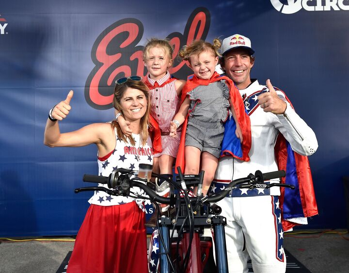 travis pastrana pays homage to evel knievel and soars his way into the record books, Travis with his wife Lyn Z and daughters Addy and Bristol