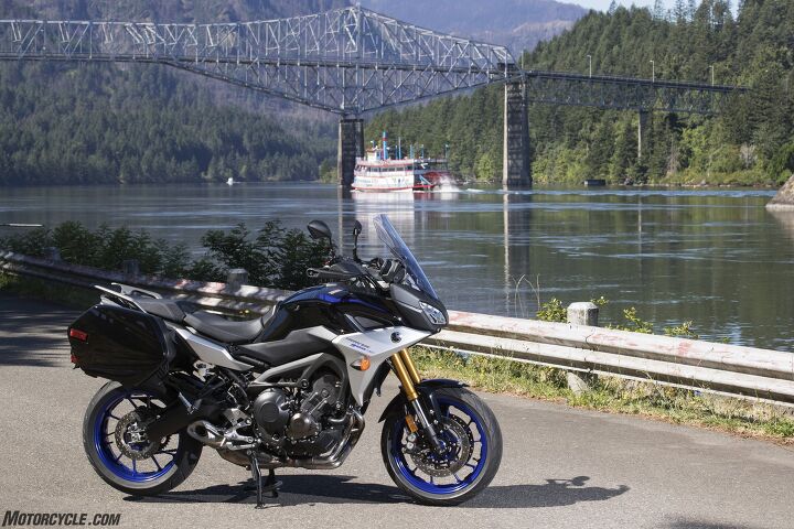 2019 yamaha tracer 900 gt first long ride review, A subtle reskinning gives the Tracer GT a more refined higher quality look Those new silver flying buttresses increase wind protection while directing hot air away from the bike Engine heat is not a problem