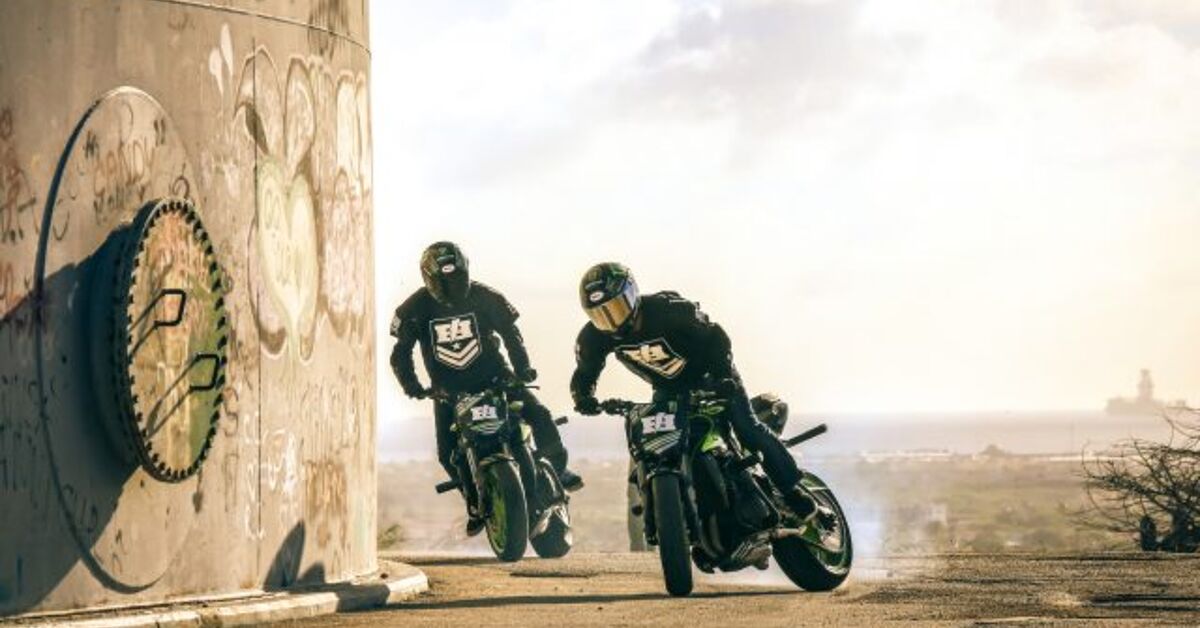 Triumph's Roving Ambassadors of Motorcycling Goodwill Travel to Aruba ...