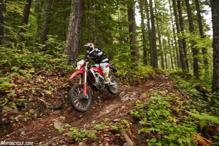 2019 honda crf450l review first ride, The CRF450L s engine uses 70 of the same parts as the 450R s and with all the extra emissions equipment it only weighs 5 lbs more