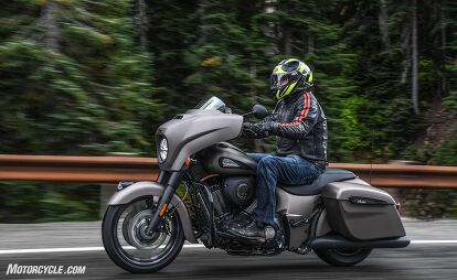 2019 indian chieftain dark horse review first ride, The riding position is about as neutral as a cruiser gets Racking up the miles is easy