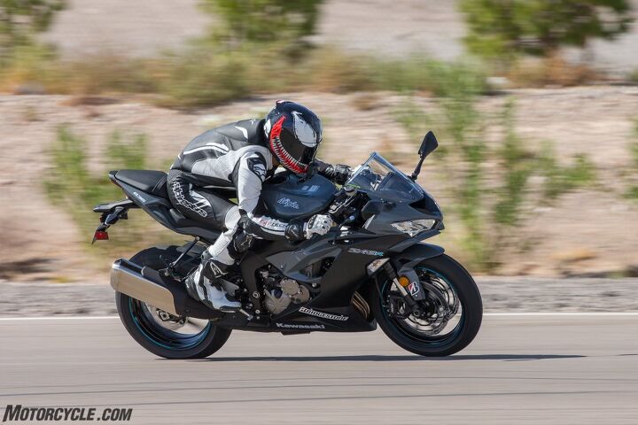 2019 kawasaki ninja zx 6r review first ride, With my butt moved as far back as possible elbows are still in contact with the knees