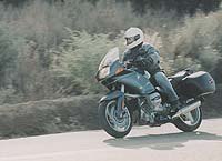church of mo 1999 bmw r1100s, We loved the R1100RS as a long distance sport touring mount But in the canyons it felt a little porky