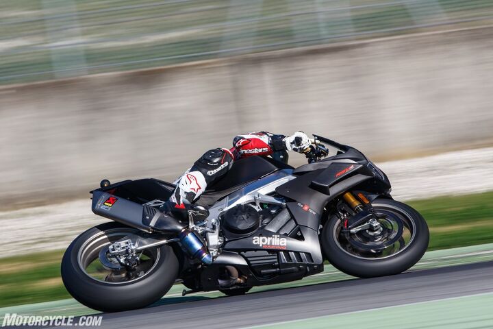 2019 aprilia rsv4 1100 factory review first ride, How good is the Aprilia chassis By my second lap the ol elbow was already on the ground