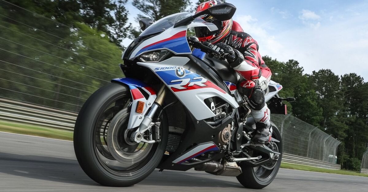 2020 BMW S1000RR Review - First Ride