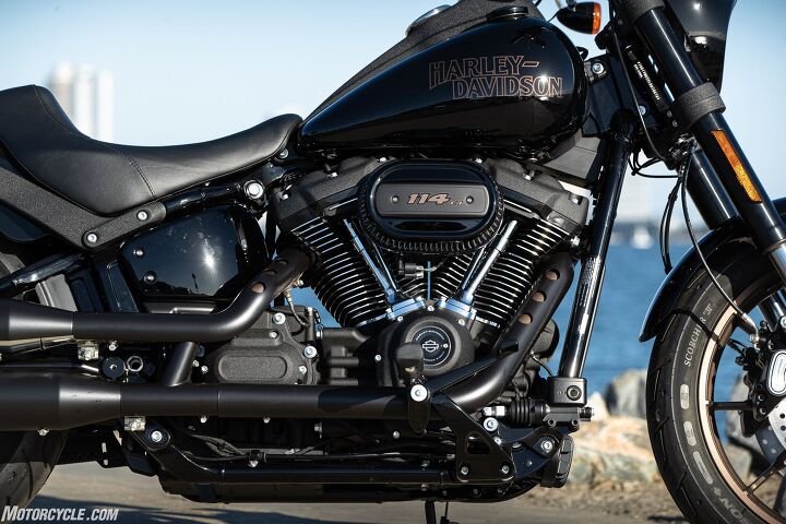 2020 harley davidson low rider s review first ride, The 114 is the biggest M8 Harley puts in the Softail chassis the claim is 119 lb ft of torque at 3000 rpm Lights out is at 5500