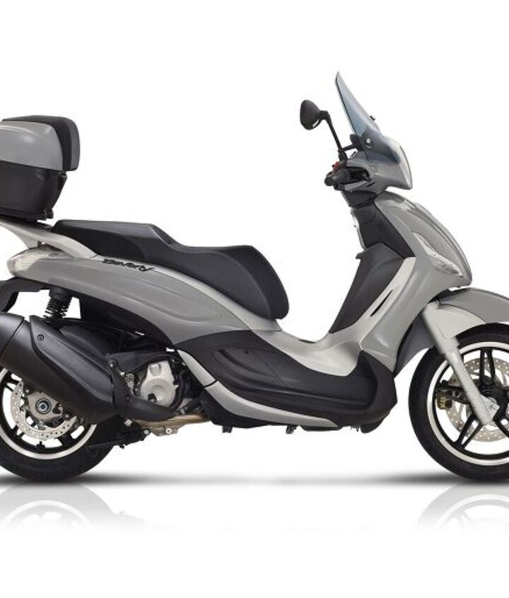 2020 piaggio beverly 350 tourer first a look a