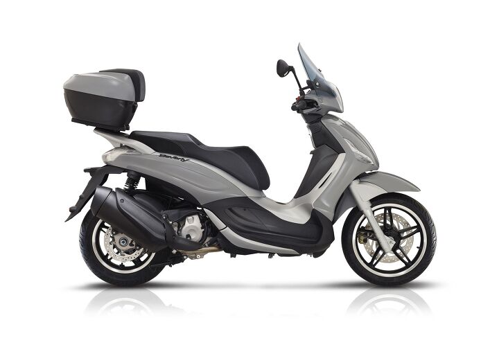 2020 piaggio beverly 350 tourer first a look a