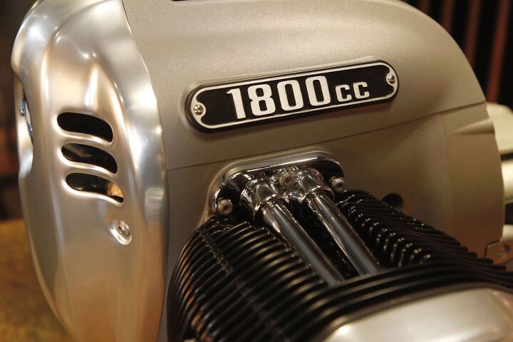 Bmw R18 Boxer Engine BMW Releases Details on