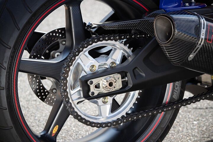 2020 arch krgt 1 review, The sprockets are even milled from billet