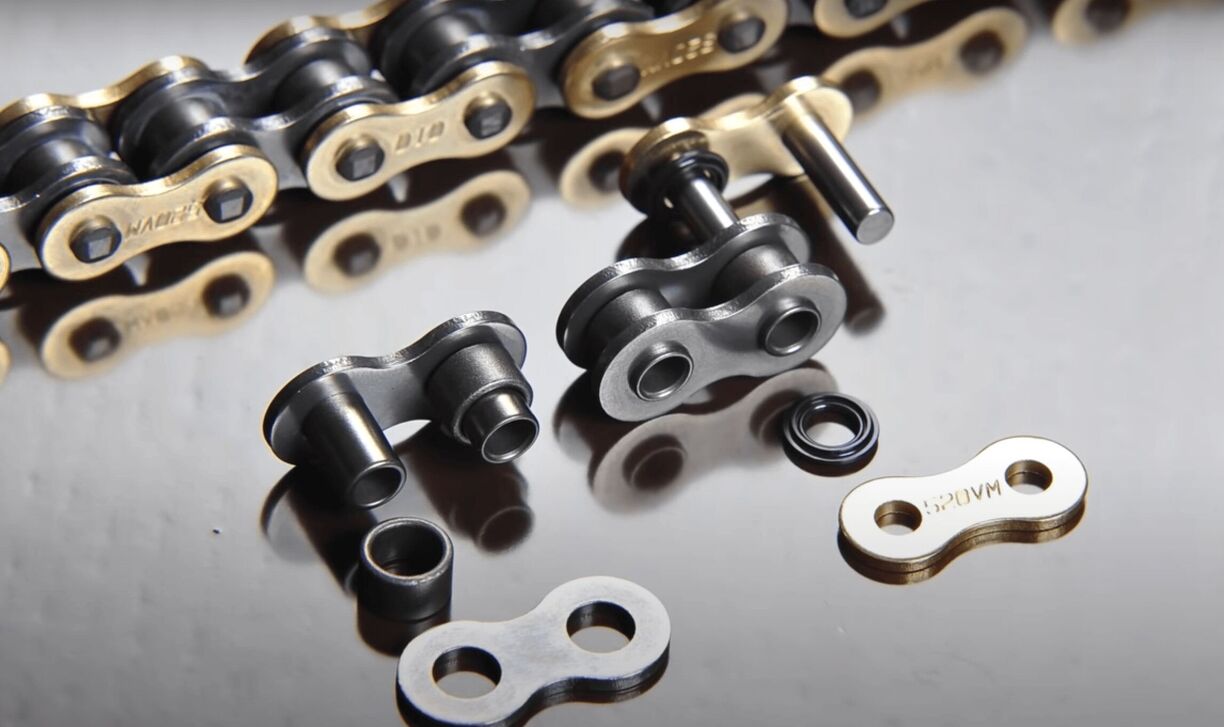 Spring Clip Vs Riveted Chain Ask MO Anything: Can I Use a Clip-Type Master Link on My R1 Chain ...