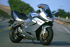 church of mo 2001 aprilia rst1000 futura first ride, On paper it would appear that the Futura has all the ingredients we look for in a serious sport tourer We re pleased to say that it s pretty good on the road too