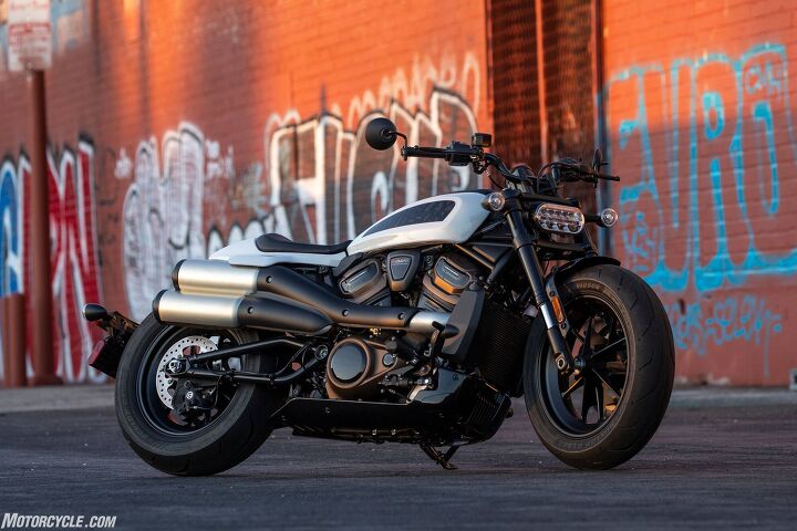 2021 harley davidson sportster s review first ride, All LED lighting includes this cool Daymaker designed to produce a homogenous spread of light while eliminating distracting hot spots The bar end mirrors work great even if you re thick
