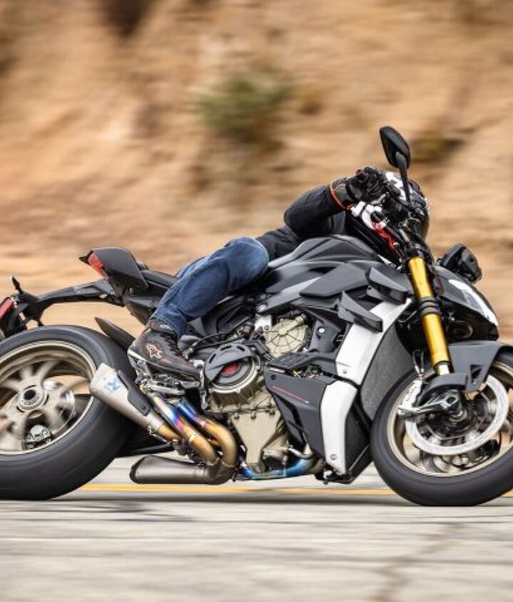 this is what happens when you spare no expense on a ducati streetfighter v4, Akrapovic must be Slovenian for loud