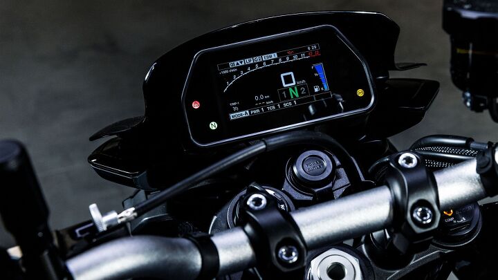 2022 yamaha mt 10 announced for europe, The 2022 MT 10 receives an R1 derived 4 2 inch TFT display