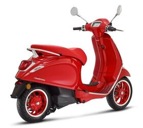 2022 Vespa Elettrica Red First Look