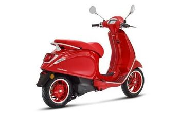 2022 Vespa Elettrica Red First Look