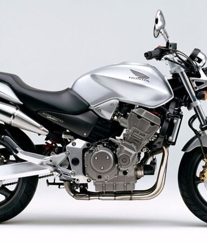 new honda hornet concept revealed at eicma, The 2002 Honda Hornet a k a the CB900F in the U S