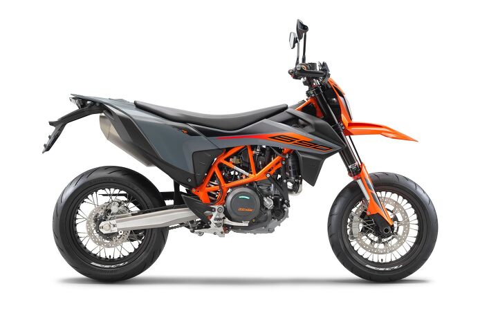 street legal gasgas sm 700 and es 700 confirmed for 2022, The 2021 KTM 690 SMC R