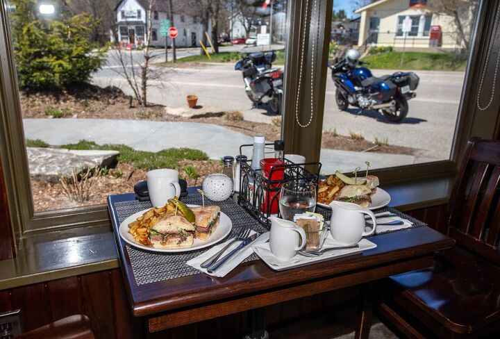 5 best northern ontario motorcycle rides for people who love good eats