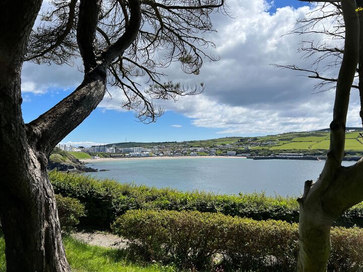 out and about at the isle of man tt 2022 part 2, Port Erin is glorious Get here
