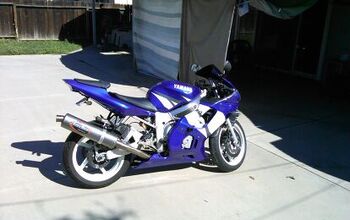2004 Yamaha YZF R6 | Motorcycle.com
