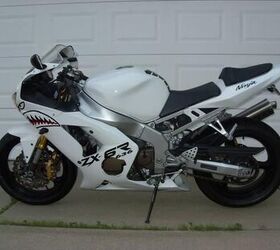 2004 Kawasaki Ninja® ZX-6R's media | Motorcycle.com