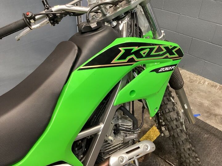 electric start fuel injected 4 stroke trail ride super clean low hour dirt
