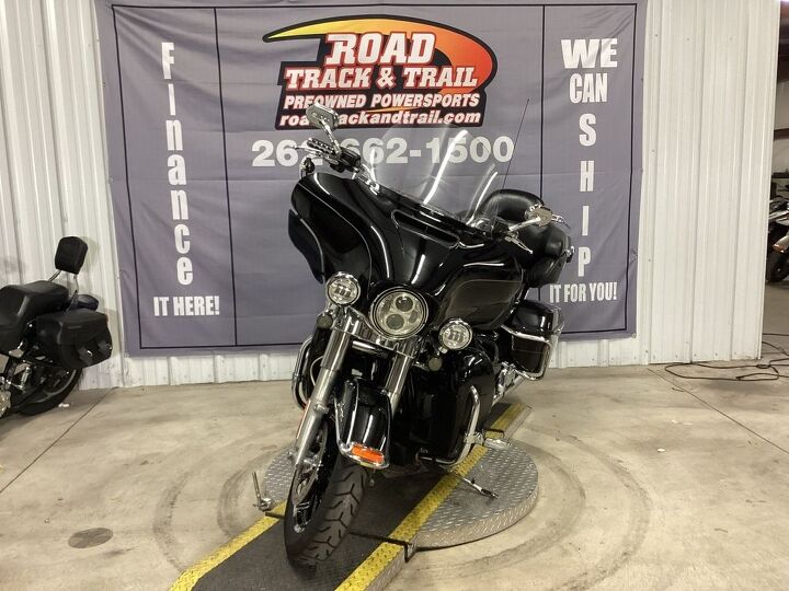 only 10 708 miles vance and hines exhaust upgraded big handlebars braided