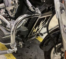 only 30 590 miles windshield crash bar hwy pegs backrest rack saddlebag trim