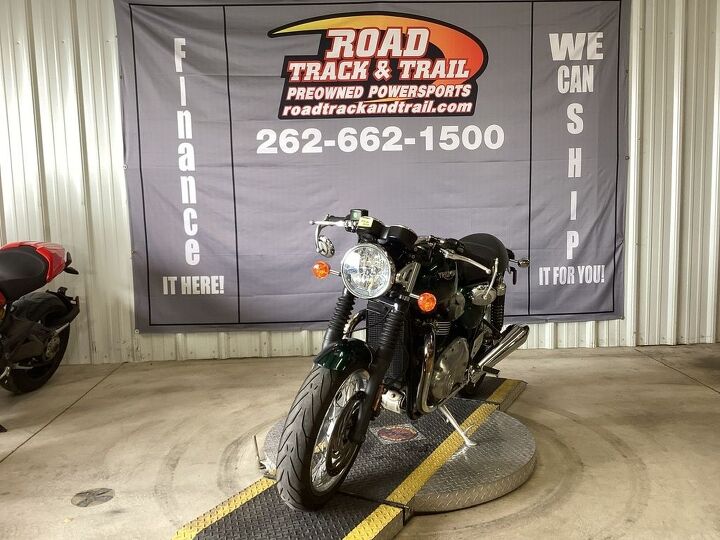 2017 Triumph Thruxton 1200 Competition Green w/ Gold Tank Stripe For ...