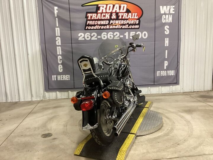 only 15 821 miles custom flamed paint vance and hines long shot exhaust s s