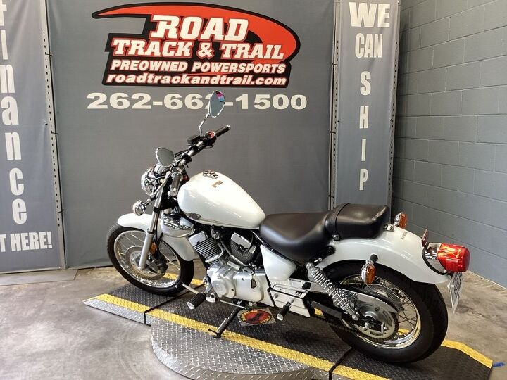 only 280 miles 1 owner stock and super clean cruiser nice little fuel sipper