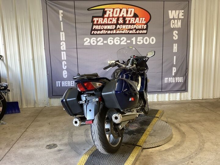 only 20 219 miles abs heated grips power adjustable windshield helibars