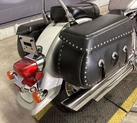 only 6551 miles windshield leatherlyke hard mounted saddlebags passenger
