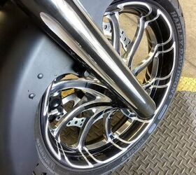 wow factor only 10 840 miles 18 and 17 contrast cut wheels matching rotors