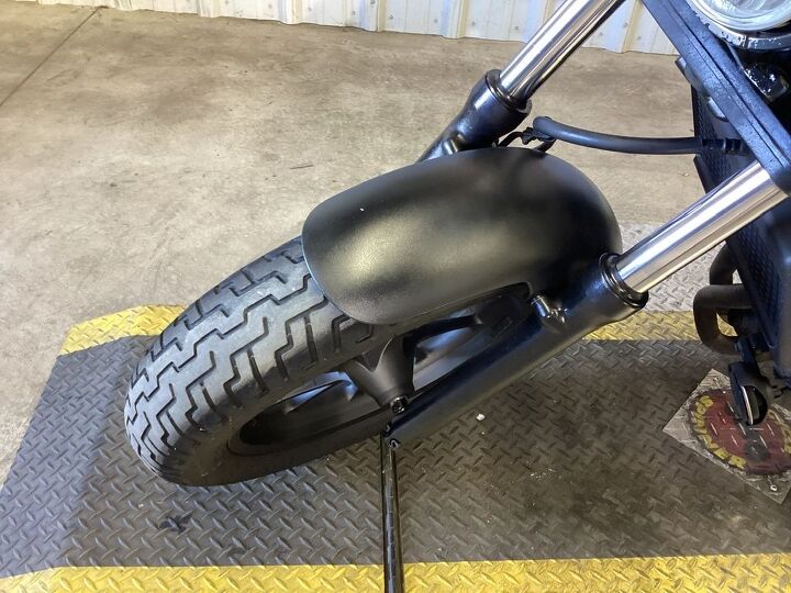 only 8028 miles aftermarket exhaust passenger seat and pegs backrest rack