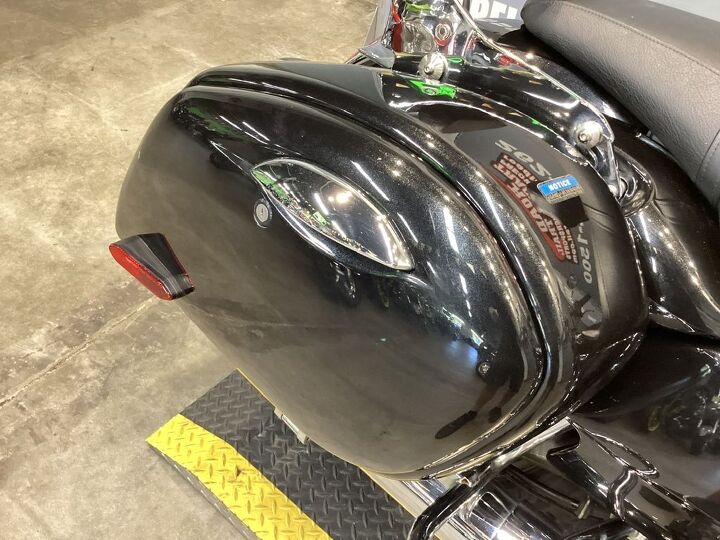 10 765 miles aftermarket exhaust upgraded big black handlebars led headlight