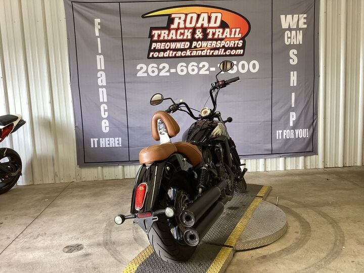 only 12 610 miles passenger seat and pegs indian led headlight riders backrest