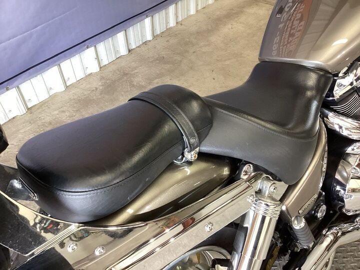 only 17 959 miles cobra exhaust backrest rack top bag windshield chrome