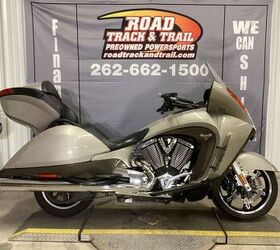 2013 Victory Motorcycles Vision Tour Bronze Mist & Sandstone