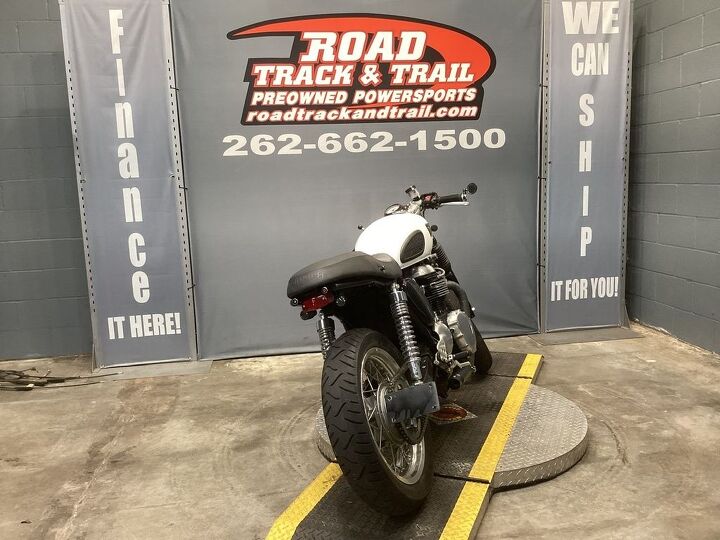only 1783 miles aftermarket heat wrapped exhaust rear fender eliminator