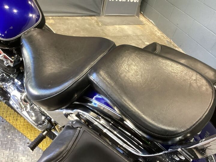 only 17 468 miles vance and hines exhaust engine guard backrest rack